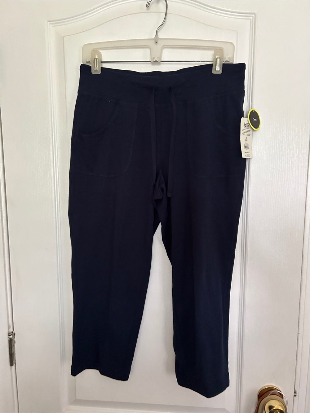 Athletic Works Black‎ Pull-On Capri Pants